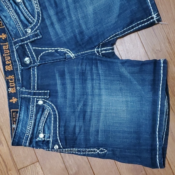 ROCK REVIVAL LUNA MID RISE STRETCHY DENIM SHORTS WEAR CUFFED OR DOWN - Picture 6 of 16